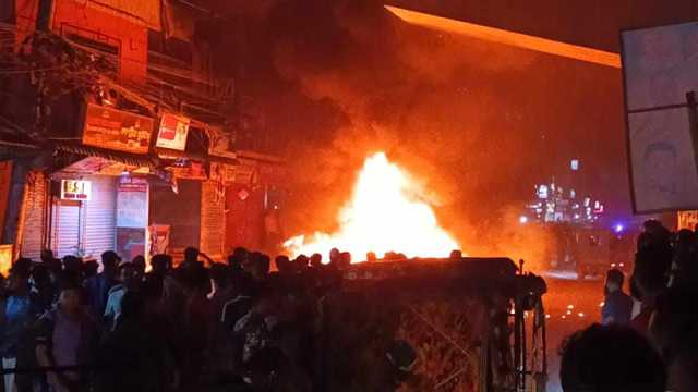 ইসরায়েলি পণ্য বর্জনের দাবিতে গাজীপুরে গার্মেন্টস-ব্যবসা প্রতিষ্ঠানে হামলা
