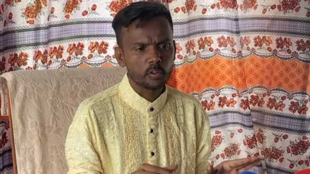 স্ত্রী রিয়া মনিকে তালাকের ঘোষণা দিলেন হিরো আলম