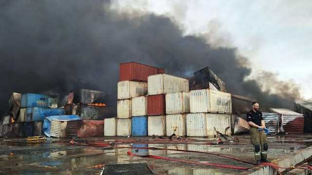 ইরানে বন্দর আব্বাসের বিস্ফোরণে নিহতের সংখ্যা বেড়ে ৪০