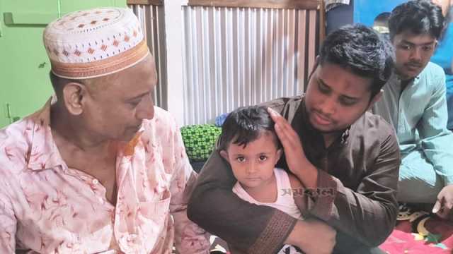 শহীদ রাসেলের ছোট্ট মেয়ে এখনও বাবার ফিরে আসার অপেক্ষায়