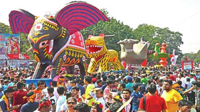 আজ সকাল ৯টায় শুরু ঢাবির বর্ষবরণ ‘আনন্দ শোভাযাত্রা’