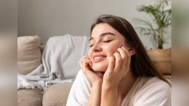 সকালে ত্বক উজ্জ্বল দেখাতে করণীয়