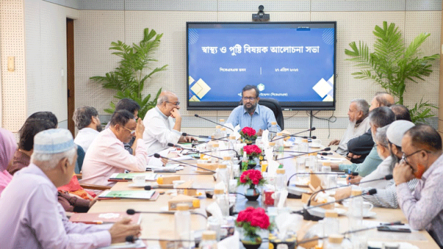 স্বাস্থ্য ব্যয়ের চাপ দারিদ্র্য নিরসনে অন্যতম বাধা
