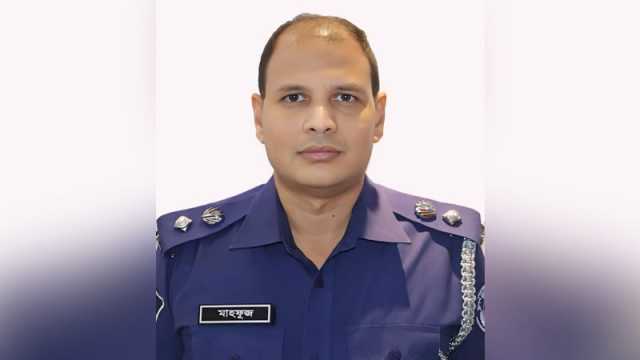সাংবাদিকের ফোন কেড়ে নিয়ে ভিডিও ডিলিটের অভিযোগ পুলিশ সুপারের বিরুদ্ধে