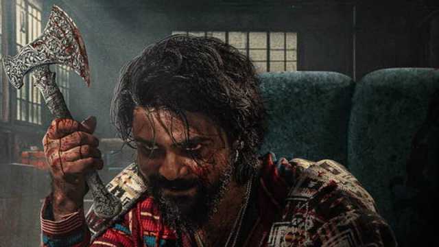 রক্তমাখা কুড়াল হাতে রাজ, ইনসাফের পোষ্টারে কিসের ইঙ্গিত দিলেন 
