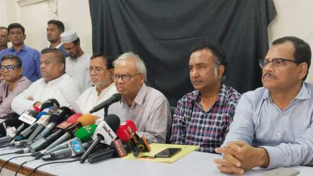 গণতান্ত্রিক শক্তির প্রত্যাশার প্রতিফলন খুব একটা দেখা যাচ্ছে না: রিজভী   