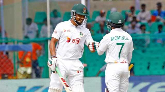 শান্ত-মুমিনুলের প্রতিরোধ, স্বস্তি নিয়ে লাঞ্চে বাংলাদেশ