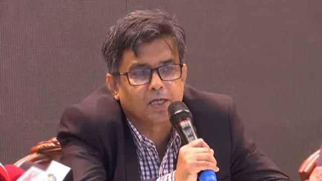 কারখানায় গ্যাস সরবরাহে স্থলভিত্তিক এলএনজি টার্মিনাল স্থাপন করবে সরকার: প্রেস সচিব