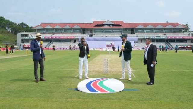 টস হেরে ফিল্ডিংয়ে বাংলাদেশ, তানজিম সাকিবের অভিষেক