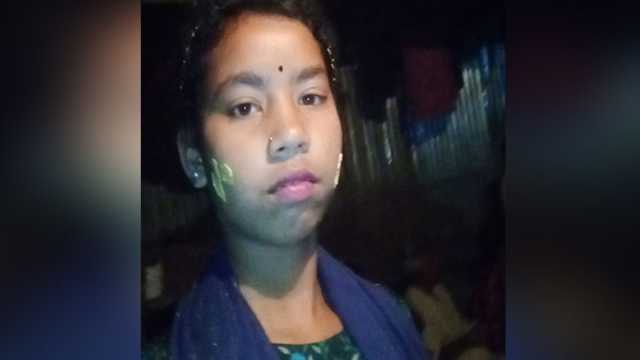 বাড়িতে বন্ধুরা আসার আগেই চলে গেল কেয়া