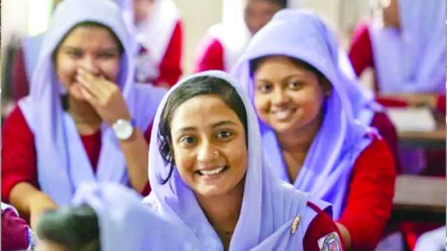 শিক্ষায় নারীরা যেভাবে এগিয়েছে