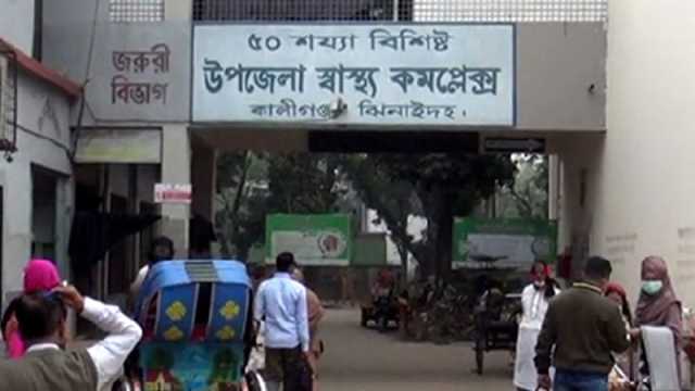 ৬ মাস ধরে চালক নেই অ্যাম্বুলেন্স সেবাও বন্ধ