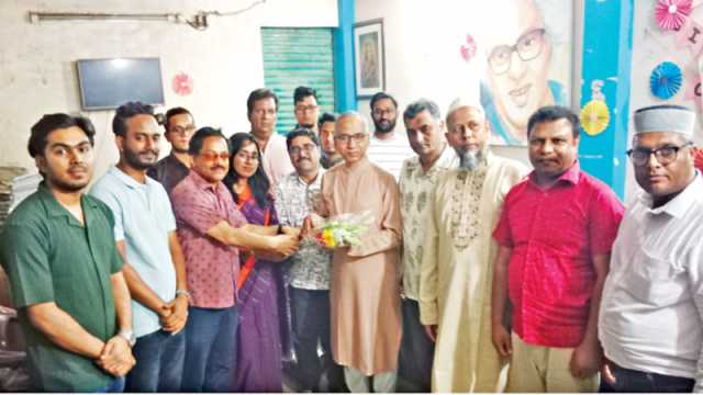 যোগ্য নেতৃত্ব সংগঠন সমাজকে এগিয়ে নেয়