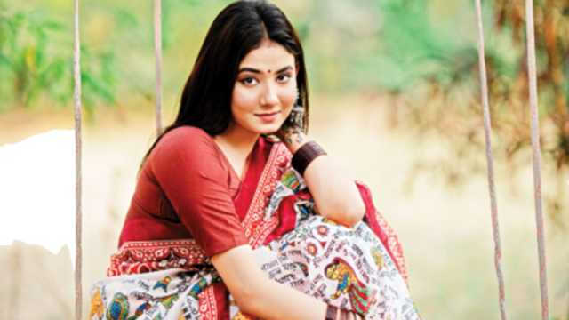 বৈশাখী সাজে
