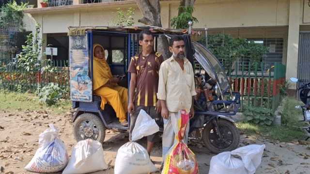 ডিলারের ৩০ কেজি চাল দোকানে মেপে হলো ২৩