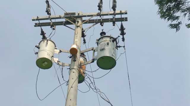 ট্রান্সফরমারে ইলেকট্রনিক ডিভাইস তালা দিয়েও বন্ধ হচ্ছে না চুরি