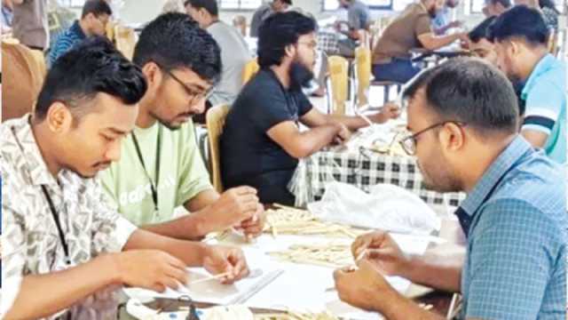 কংক্রিটের মডেল বানাল শিক্ষার্থীরা