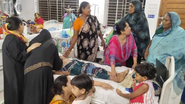 সারাদিন কাটল মর্গের সামনে