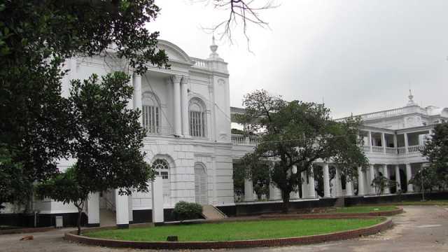 নতুন মামলায় গতি পুরোনোতে স্থবির