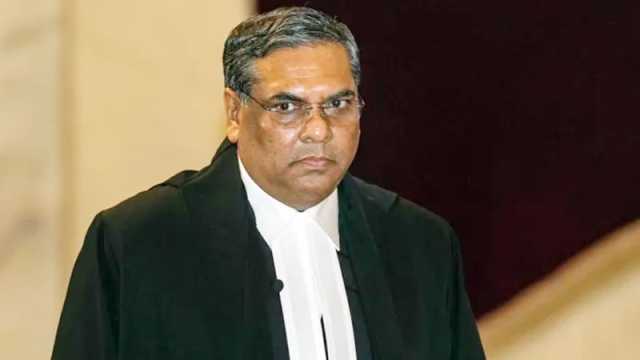 অতীতকে পুনর্লিখন করতে পারবেন না, ওয়াক্ফ আইনের শুনানিতে ভারতের প্রধান বিচারপতি