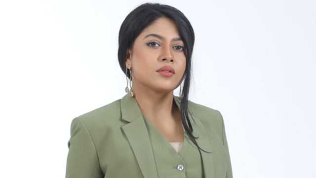 এই জেফার এখন সবার