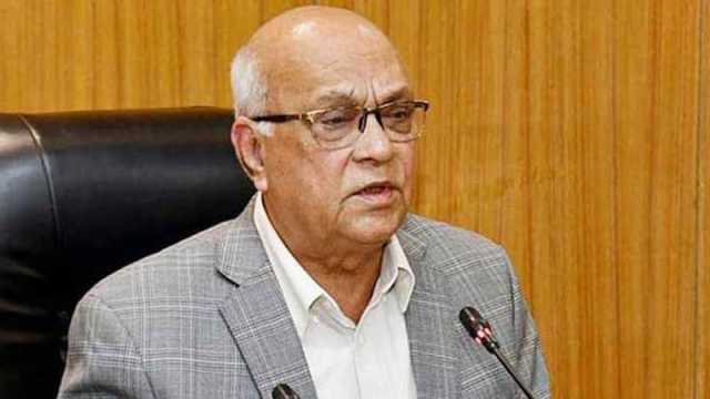 চট্টগ্রামে বৈষম্যবিরোধী আন্দোলনে শহীদ পরিবারের পাশে মুক্তিযুদ্ধবিষয়ক উপদেষ্টা