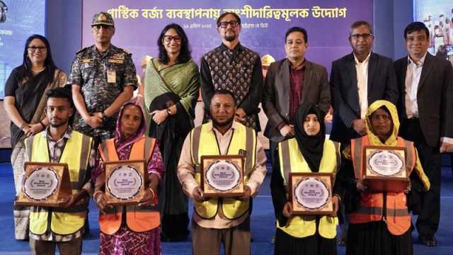 চসিকের ১০ শতাংশ প্লাস্টিক বর্জ্য ব্যবস্থাপনা অব্যাহত রাখবে ইউনিলিভার