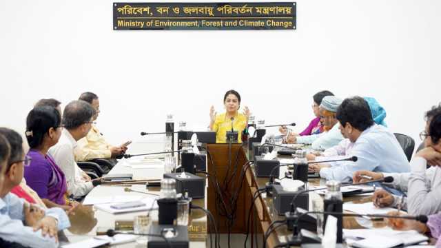 পরিবেশ রক্ষায় ইতিবাচক মানসিকতা নিয়ে কাজ করতে হবে: রিজওয়ানা হাসান
