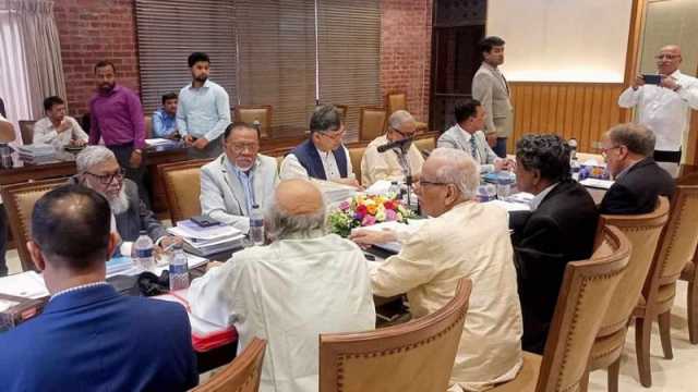 টানা দু’বারের বেশি প্রধানমন্ত্রী নয়- প্রস্তাবে ভিন্নমত বিএনপির