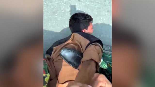 নাটোরে ছাত্রলীগ কর্মীকে মারধর করে রিকশায় শহর ঘোরাল ছাত্রদল