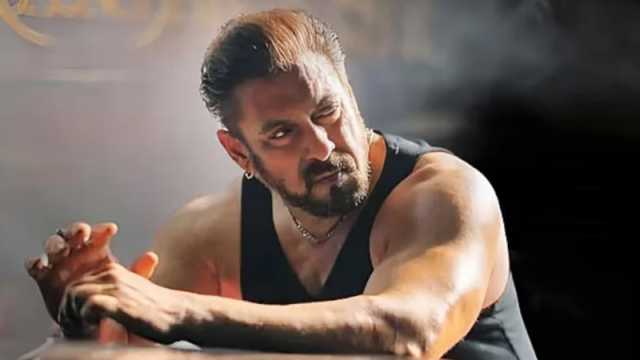 যে কারণে শুরুতেই বড়সড় ধাক্কা খায় ‘সিকান্দার’