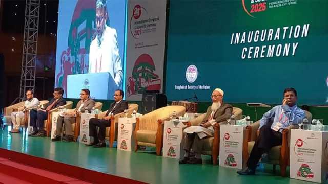 চিকিৎসাসেবা ও শিক্ষা আন্তর্জাতিক মানের করতে হবে