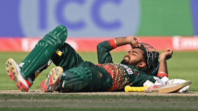 ক্যাম্পকে ‘দোষী’ করে আক্ষেপে পুড়ছেন হৃদয় 
