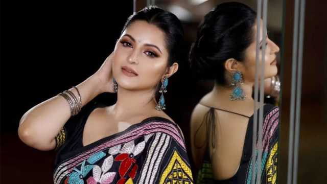  আপনারাই এই দেশের গু-গোবর, ময়লা আবর্জনা, কাকে উদ্দেশ্য করে বললেন পরীমণি