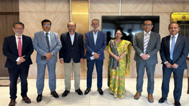 ২ মিলিয়ন পাউন্ড ডিভিডেন্ড বিতরণের মাইলফলক এসবিইউকের