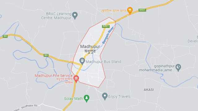 ব্যবস্থাপত্র ছাড়া ঘুমের ওষুধ না দেওয়ায় অস্ত্র নিয়ে হামলা, ভাঙচুর