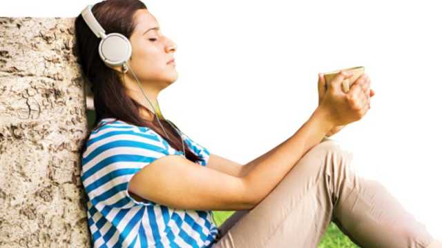 মনের যত্নে মিউজিক থেরাপি