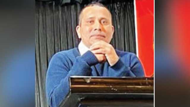 ১৪ বছর দেশে না থেকেও আসামি