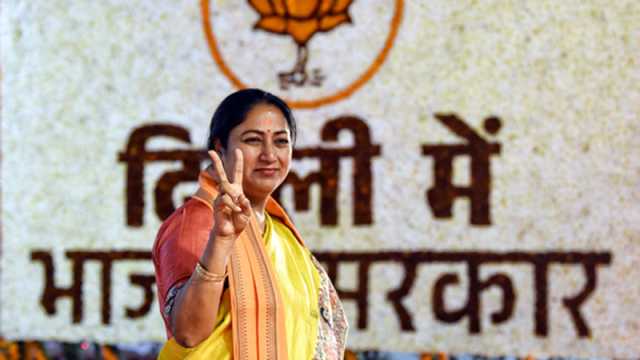 দিল্লির মুখ্যমন্ত্রী হিসেবে বৃহস্পতিবার শপথ নেবেন রেখা গুপ্ত