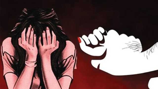 প্রেমের ফাঁদে ফেলে দুই বন্ধু মিলে কলেজছাত্রীকে ধর্ষণের অভিযোগ