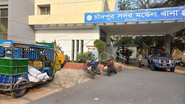 চাঁদপুরে ফ্ল্যাট থেকে স্বামী-স্ত্রীর মরদেহ উদ্ধার