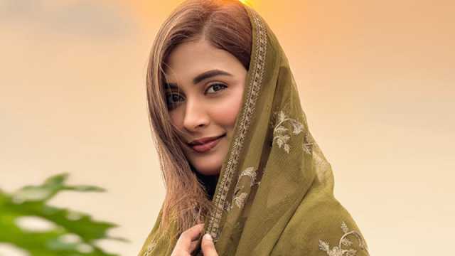 মেহজাবীনের বিয়ের আমন্ত্রণপত্রে কী লেখা
