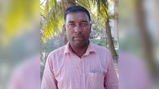 বিএনপির নেতার সঙ্গে থানায় গিয়ে গ্রেপ্তার আ.লীগ নেতা