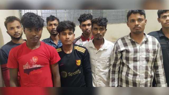 ৮ বাংলাদেশিকে ফেরত পাঠাল বিএসএফ