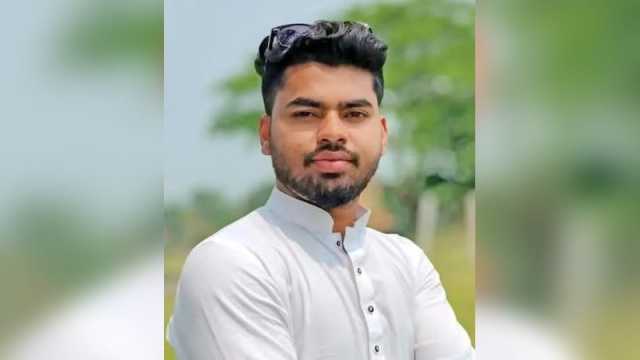 তিনদিন ধরে বাড়িঘরে হামলা লুটপাট চলছে