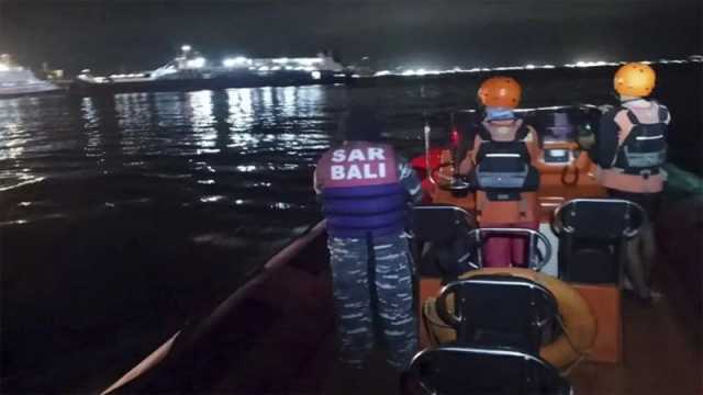 ইন্দোনেশিয়ায় ফেরিডুবিতে নিখোঁজ ৪৩ জন
