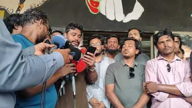 পটিয়ার ওসিকে প্রত্যাহার করে পদোন্নতি দেওয়ার অভিযোগ 