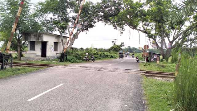 ১৯ বছরে স্মৃতিস্তম্ভ না হওয়ায় ক্ষোভ এলাকাবাসীর