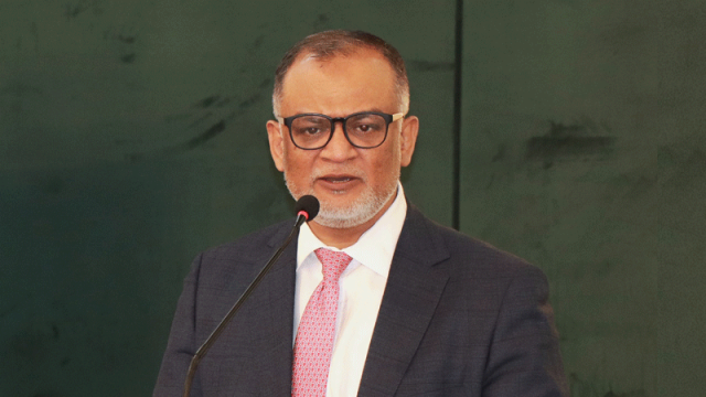 শুল্ক নিয়ে যুক্তরাষ্ট্রের সঙ্গে আলোচনা বুধবার: বাণিজ্য উপদেষ্টা