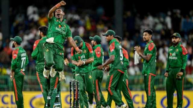 রোমাঞ্চকর জয়ে সিরিজে সমতা টানল বাংলাদেশ